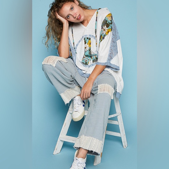 #056 POL oversized lace hoody top - Picture 7 of 8